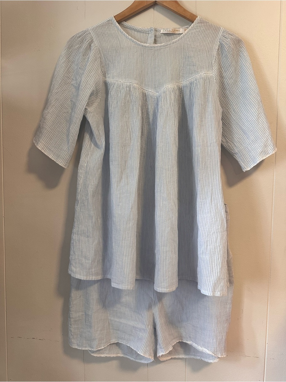 Zara Home Blue White Seersucker Pajama Set Medium Co-Ord Short Sleeve Top Shorts
